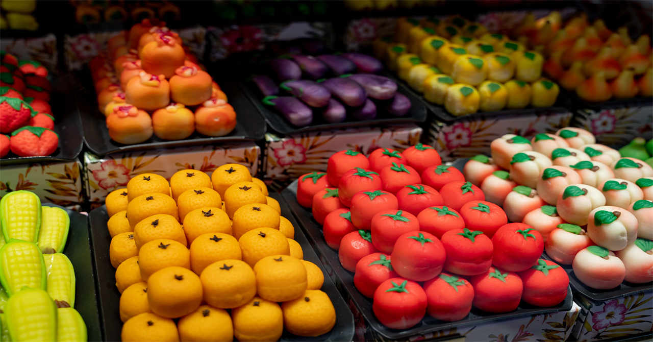 Iluminar Frutas y Verduras con LED: la Clave de la Frescura del Producto-Guía