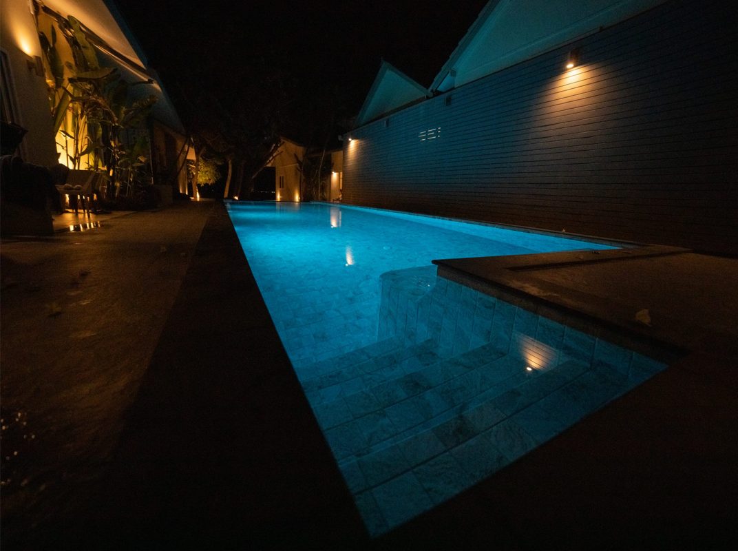 Iluminación de Piscinas: Cómo Destacar en las Noches de Verano-Soluciones-Eficiencia Energética